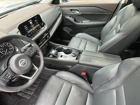 Certified 2021 Nissan Rogue SL w/ Premium Package image 22