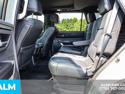 Used 2024 Toyota Sequoia Platinum AWD/4WD image 19