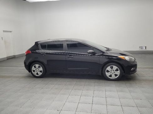 Used 2016 Kia Forte LX image 11