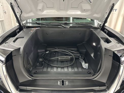 Used 2025 GMC Sierra EV Denali AWD/4WD image 37