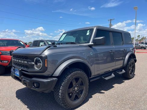 Used 2024 Ford Bronco Black Diamond AWD/4WD image 3