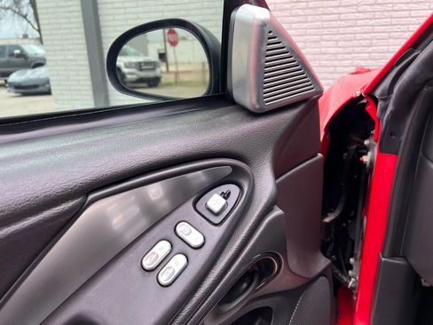 Used 2004 Ford Mustang GT image 26