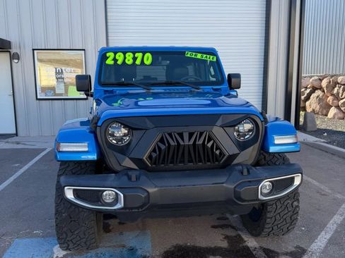 Used 2021 Jeep Wrangler Unlimited Sahara w/ Cold Weather Group AWD/4WD image 8