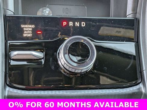 New 2025 Jeep Grand Cherokee Limited w/ Luxury Tech Group II image 21