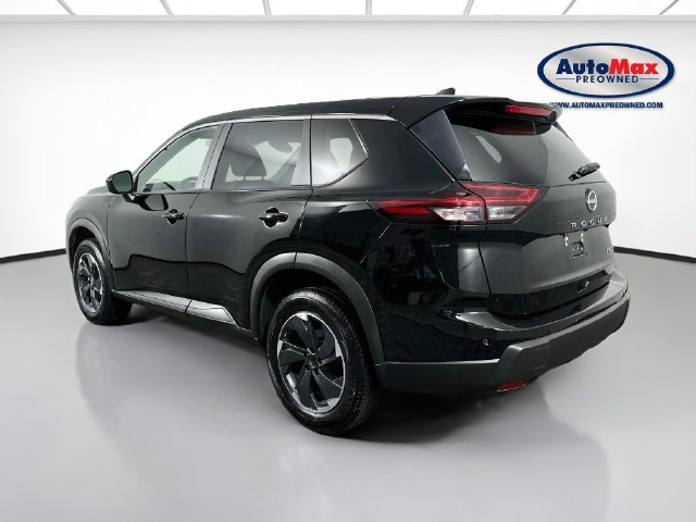 Used 2025 Nissan Rogue SV AWD/4WD image 5