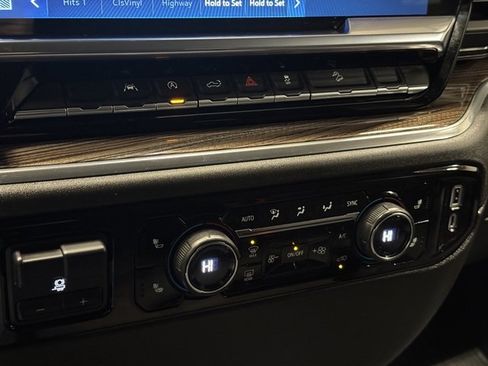 Used 2023 Chevrolet Silverado 1500 RST image 23