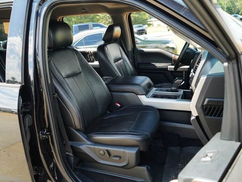 Used 2019 Ford F150 Lariat AWD/4WD image 13