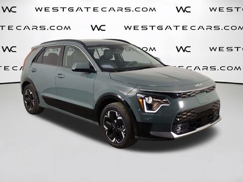 Used 2023 Kia Niro Wind FWD image 46
