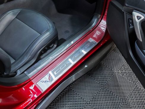 Used 2015 Chevrolet Corvette Z06 w/ 3LZ Preferred Equipment Group image 38