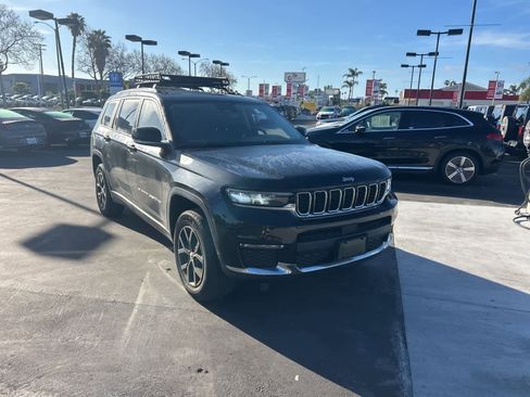 Used 2021 Jeep Grand Cherokee L Limited image 9