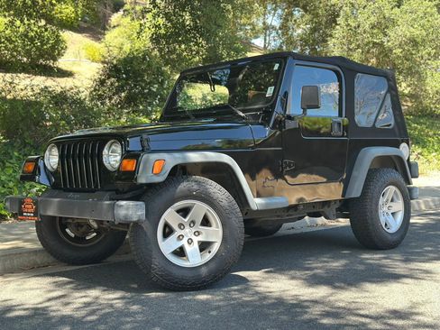 Used 1997 Jeep Wrangler SE AWD/4WD image 1