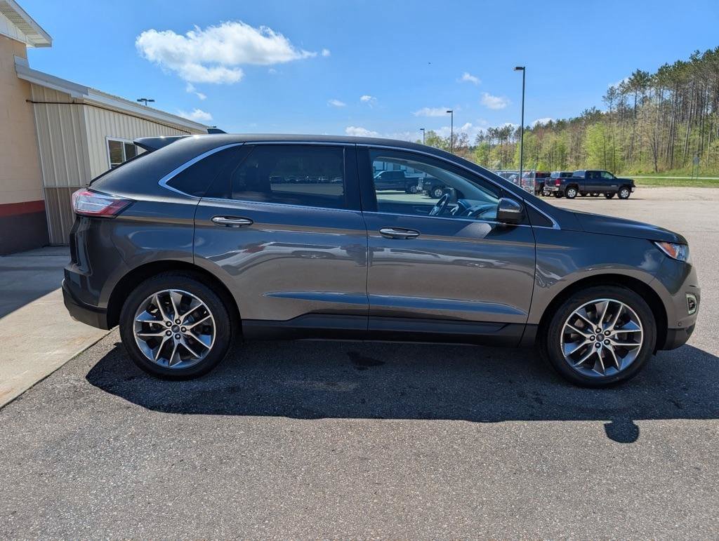 Used 2016 Ford Edge Titanium w/ Equipment Group 302A AWD/4WD image 4