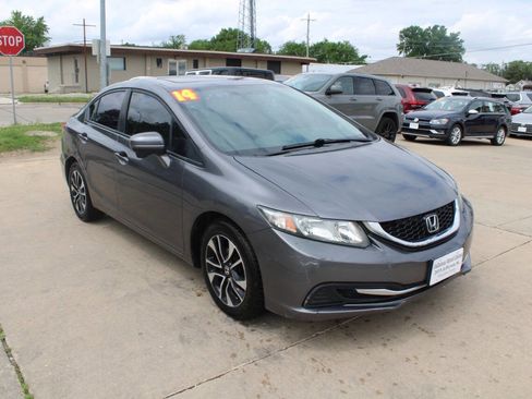 Used 2014 Honda Civic EX image 2