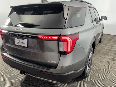 New 2026 Ford Explorer Active image 7