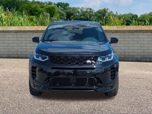 New 2026 Land Rover Discovery Sport Landmark image 2