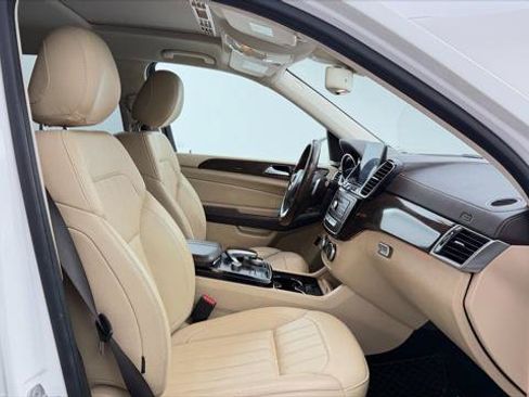 Used 2017 Mercedes-Benz GLS 450 4MATIC image 21