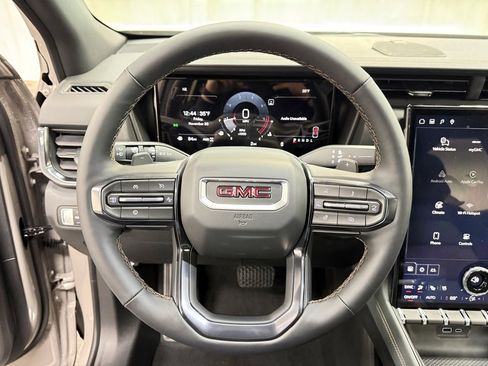New 2026 GMC Terrain AT4 w/ Convenience Package III image 27