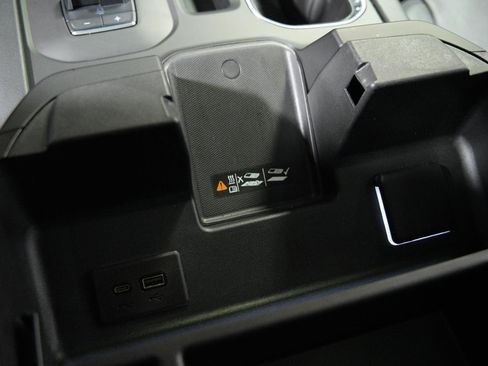 Used 2025 GMC Sierra 2500 Denali w/ Denali Reserve Package image 41