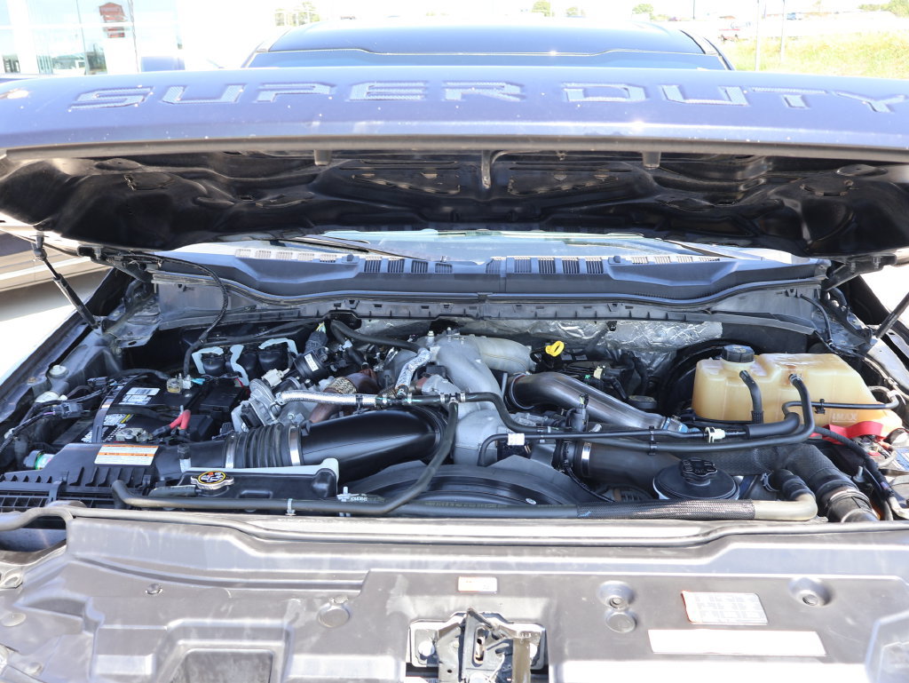 Used 2021 Ford F250 Platinum w/ FX4 Off-Road Package AWD/4WD image 44