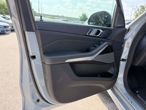 Used 2026 BMW X5 sDrive40i RWD image 10