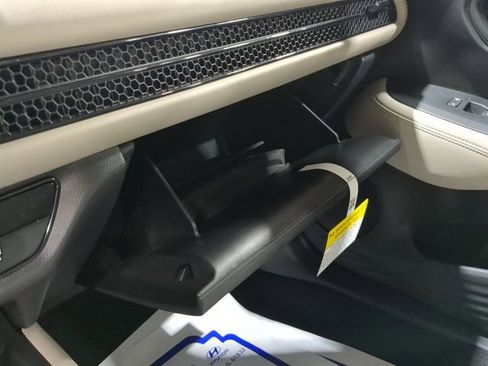 New 2025 Honda HR-V LX image 30