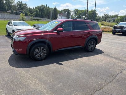 Used 2022 Nissan Pathfinder SV