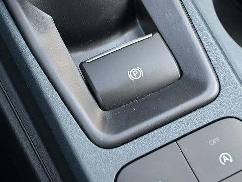 New 2026 Ford Maverick Lobo AWD/4WD image 28