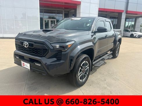 Certified 2025 Toyota Tacoma TRD Sport w/ TRD Sport Upgrade Package AWD/4WD image 2