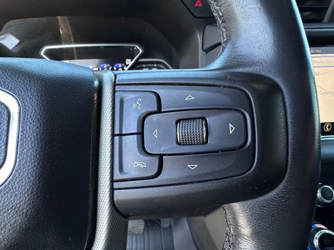 Used 2021 GMC Yukon Denali w/ Denali Premium Package image 37