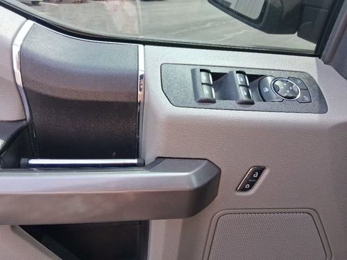 Used 2019 Ford F150 XLT w/ Trailer Tow Package AWD/4WD image 12