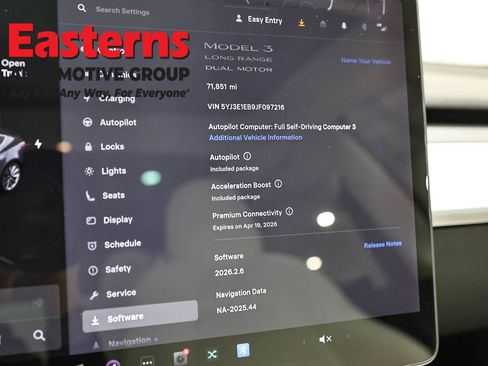 Used 2018 Tesla Model 3 Long Range image 15