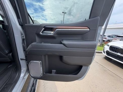 Used 2025 GMC Sierra 1500 Denali w/ Denali Reserve Package AWD/4WD image 30