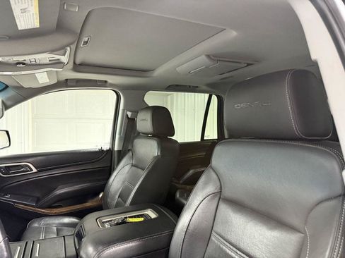 Used 2018 GMC Yukon Denali w/ Denali Ultimate Package AWD/4WD image 12