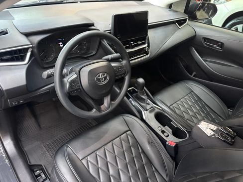 Used 2024 Toyota Corolla LE FWD image 4