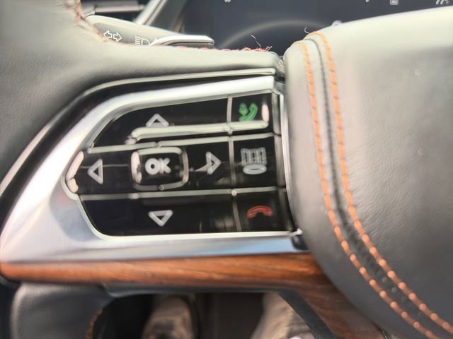 Certified 2023 Jeep Grand Cherokee Summit w/ Luxury Tech Group V AWD/4WD image 20