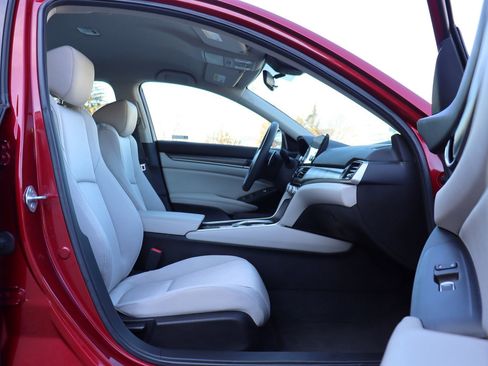 Used 2021 Honda Accord Hybrid image 20