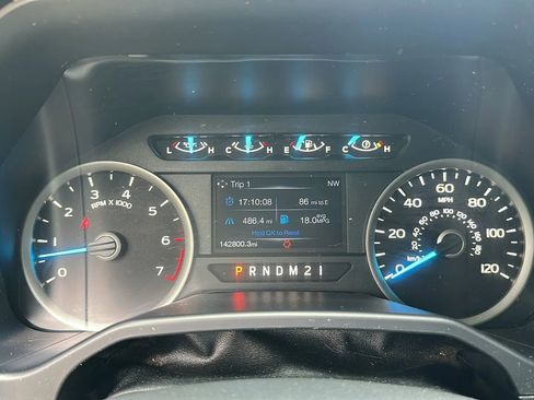 Used 2016 Ford F150 XLT w/ Equipment Group 302A Luxury AWD/4WD image 35