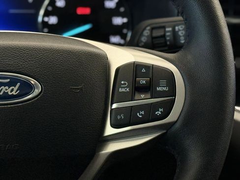 Used 2024 Ford Explorer XLT w/ Equipment Group 202A image 35