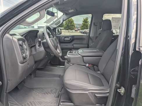 Used 2021 Chevrolet Silverado 1500 Custom Trail Boss AWD/4WD image 11