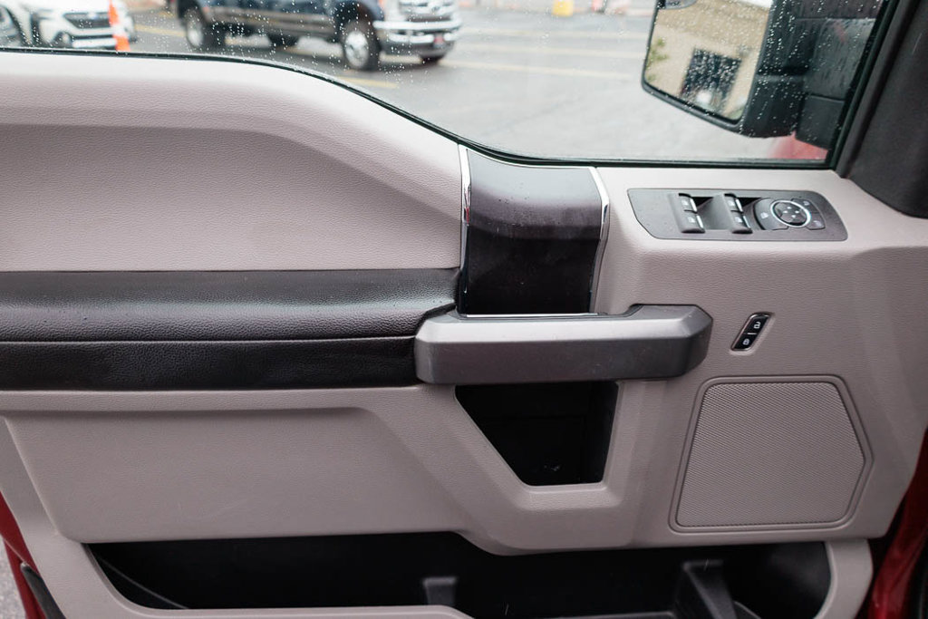 Used 2019 Ford F150 XLT AWD/4WD image 17