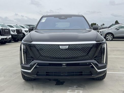 New 2026 Cadillac Vistiq Premium Luxury AWD/4WD image 8