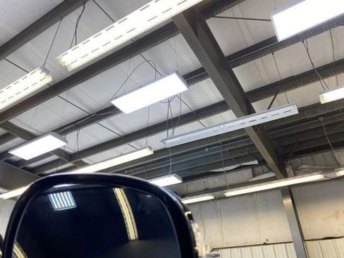 Used 2023 Genesis G70 2.0T w/ Sport Prestige Package image 15