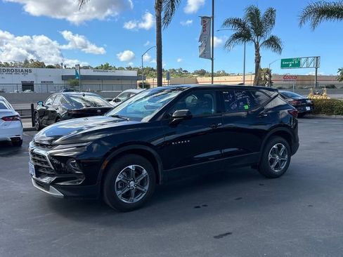 Used 2025 Chevrolet Blazer LT image 8