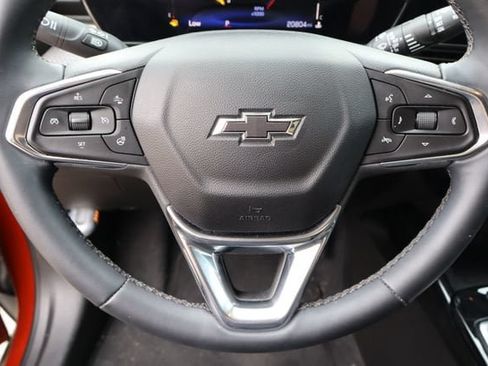 Used 2024 Chevrolet Trax ACTIV w/ Sunroof Package FWD image 12