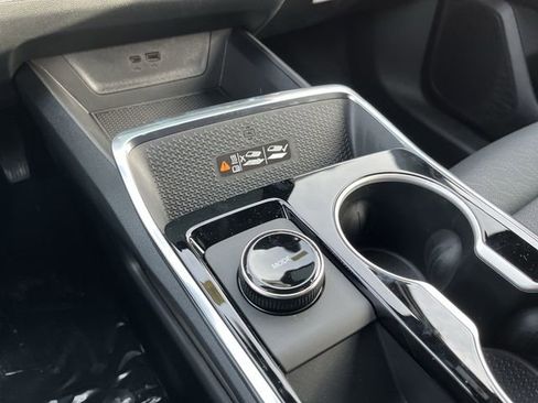 New 2026 Chevrolet Equinox LT w/ Convenience Package II image 22