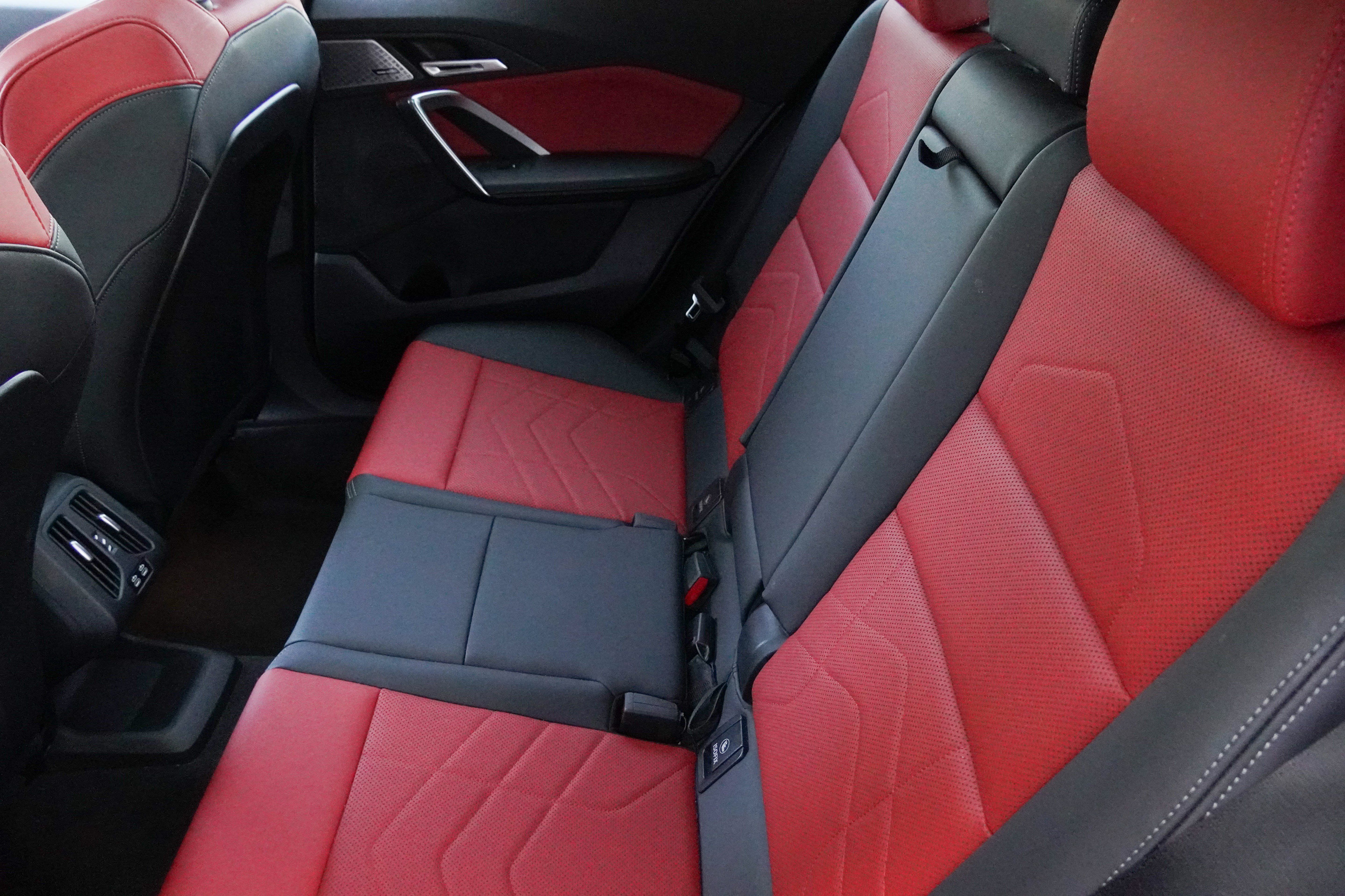Certified 2025 BMW X2 xDrive28i AWD/4WD image 35