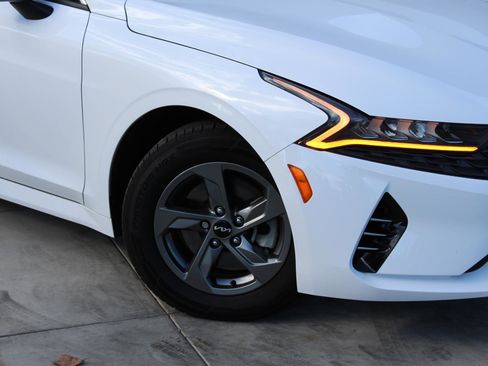 Used 2023 Kia K5 LXS image 3