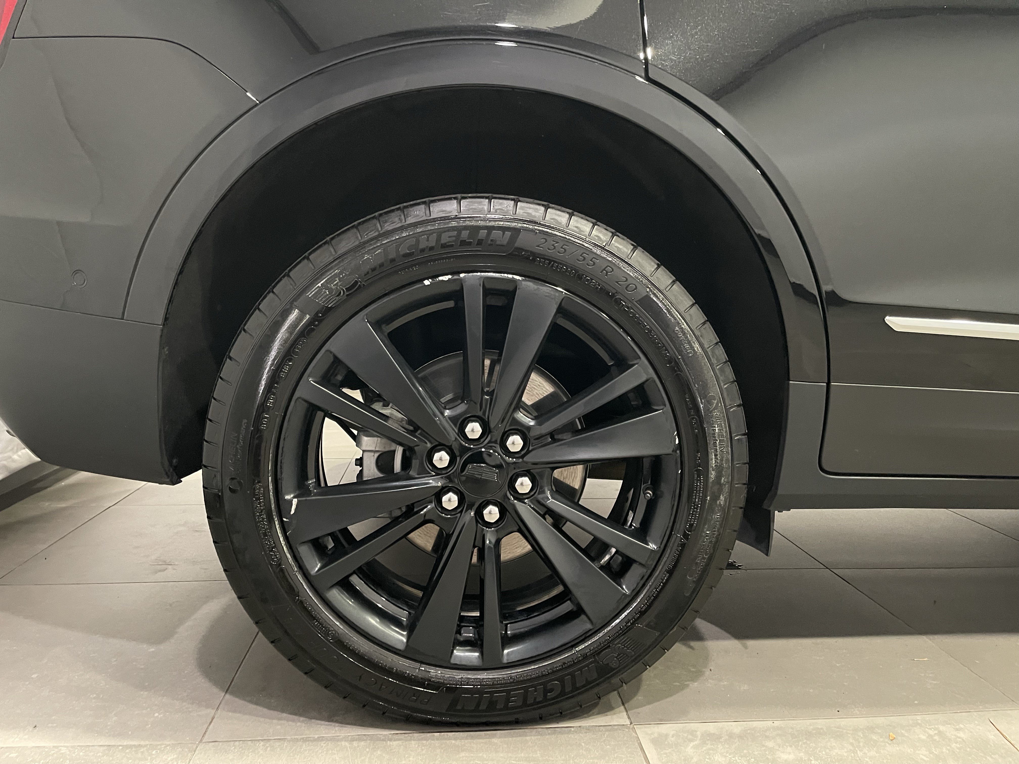 Used 2026 Cadillac XT5 Premium Luxury w/ Driver Assist Package AWD/4WD image 9