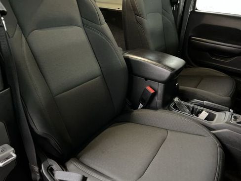 Used 2021 Jeep Wrangler Sport image 26