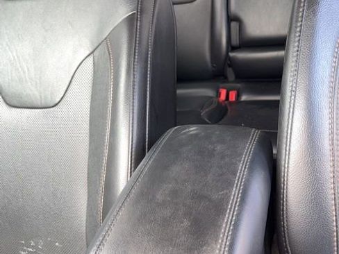 Used 2023 Jeep Compass Limited image 28